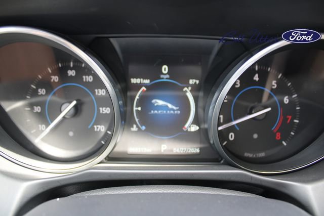 Used 2016 Jaguar XF Premium RWD image 26