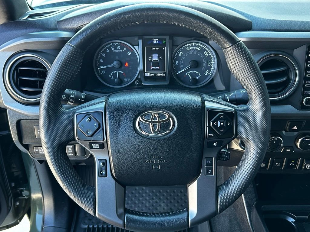 Used 2022 Toyota Tacoma TRD Off-Road w/ Technology Package image 21