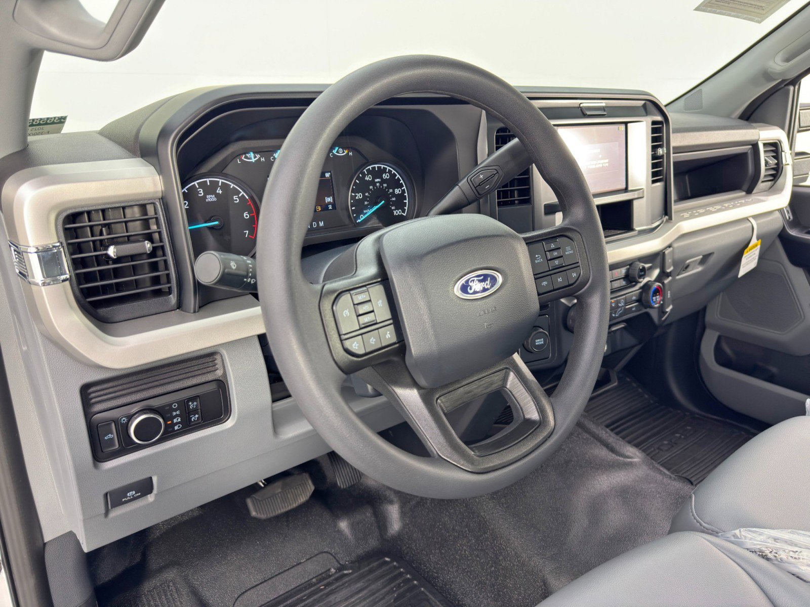 Used 2025 Ford F350 XL w/ XL Driver Assist Package image 11