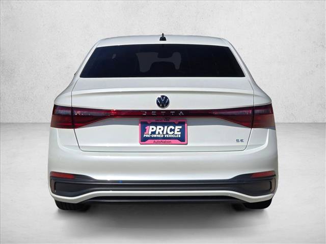 Used 2025 Volkswagen Jetta SE image 6