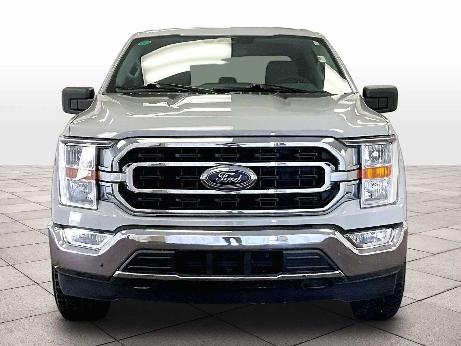 Used 2023 Ford F150 XLT w/ XTR Package image 3