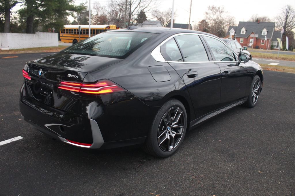 Used 2026 BMW 530i xDrive w/ Premium Package AWD/4WD image 10