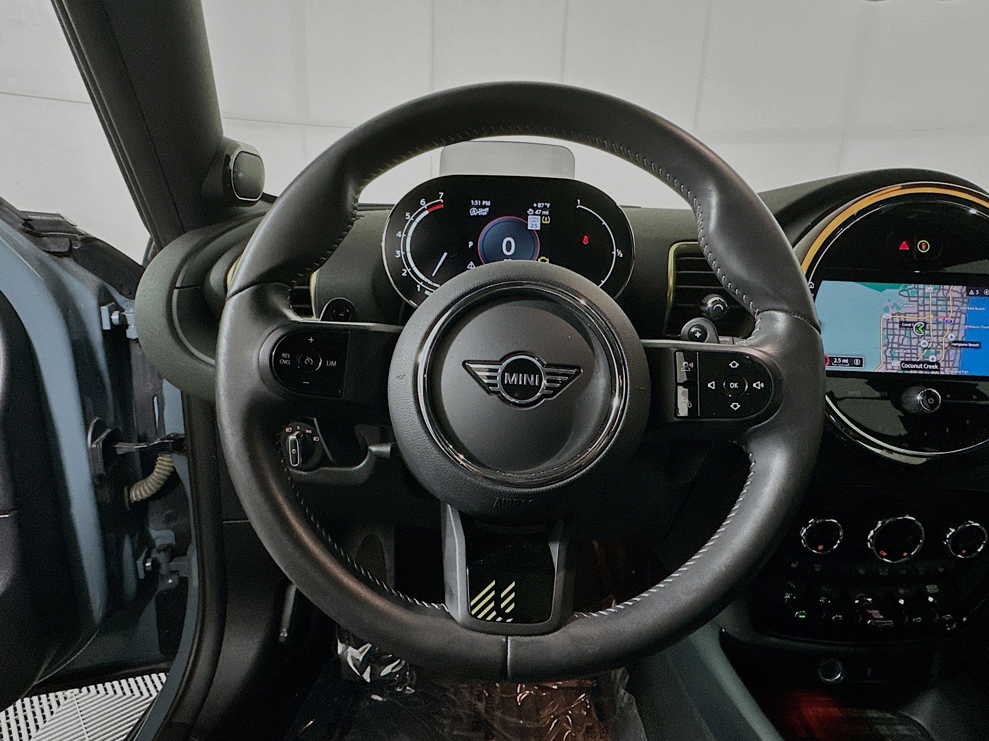 Used 2024 MINI Cooper Clubman S w/ MINI Untold Edition image 15