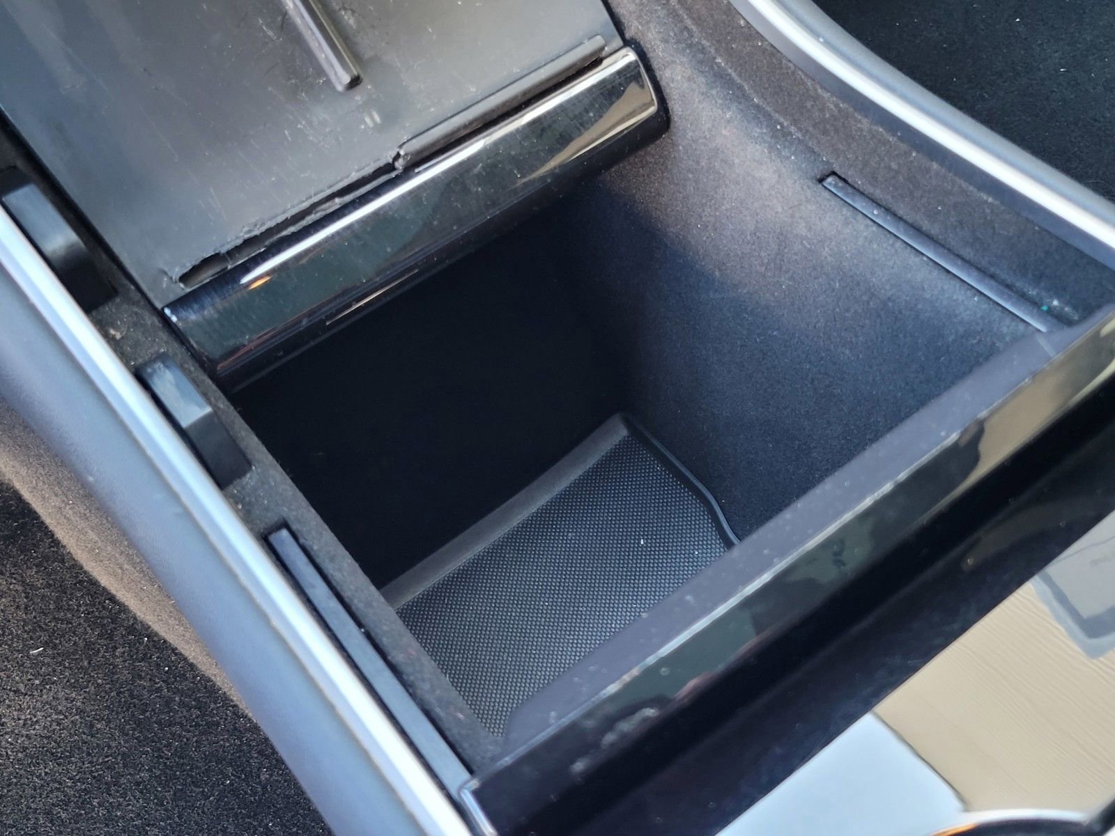 Used 2018 Tesla Model 3 Long Range RWD image 26