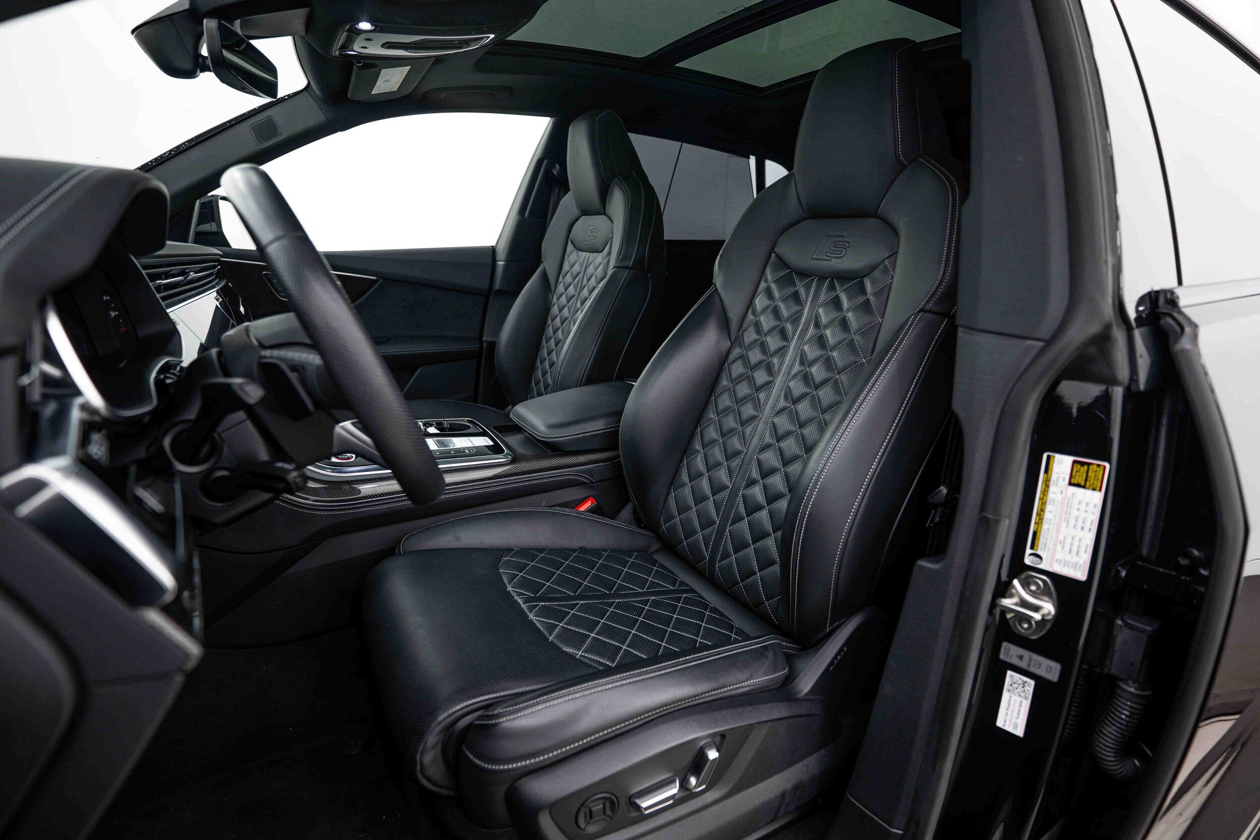 Used 2023 Audi SQ8 Prestige AWD/4WD image 13