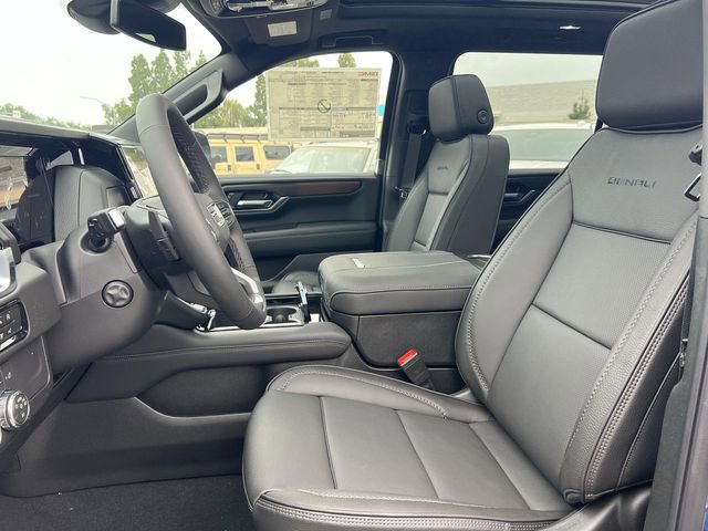 New 2026 GMC Yukon XL Denali w/ Sun & Power Step Package image 24