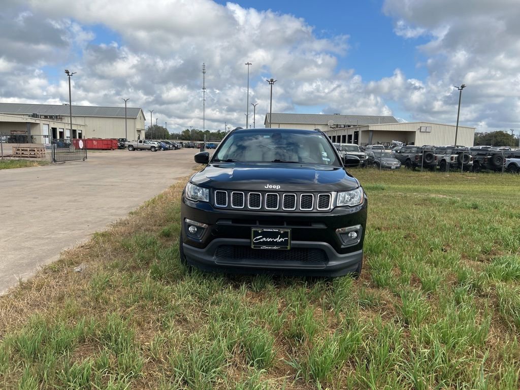 Used 2019 Jeep Compass Latitude w/ Popular Equipment Group image 3
