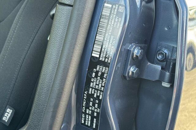 Used 2022 Jeep Renegade Latitude AWD/4WD image 29