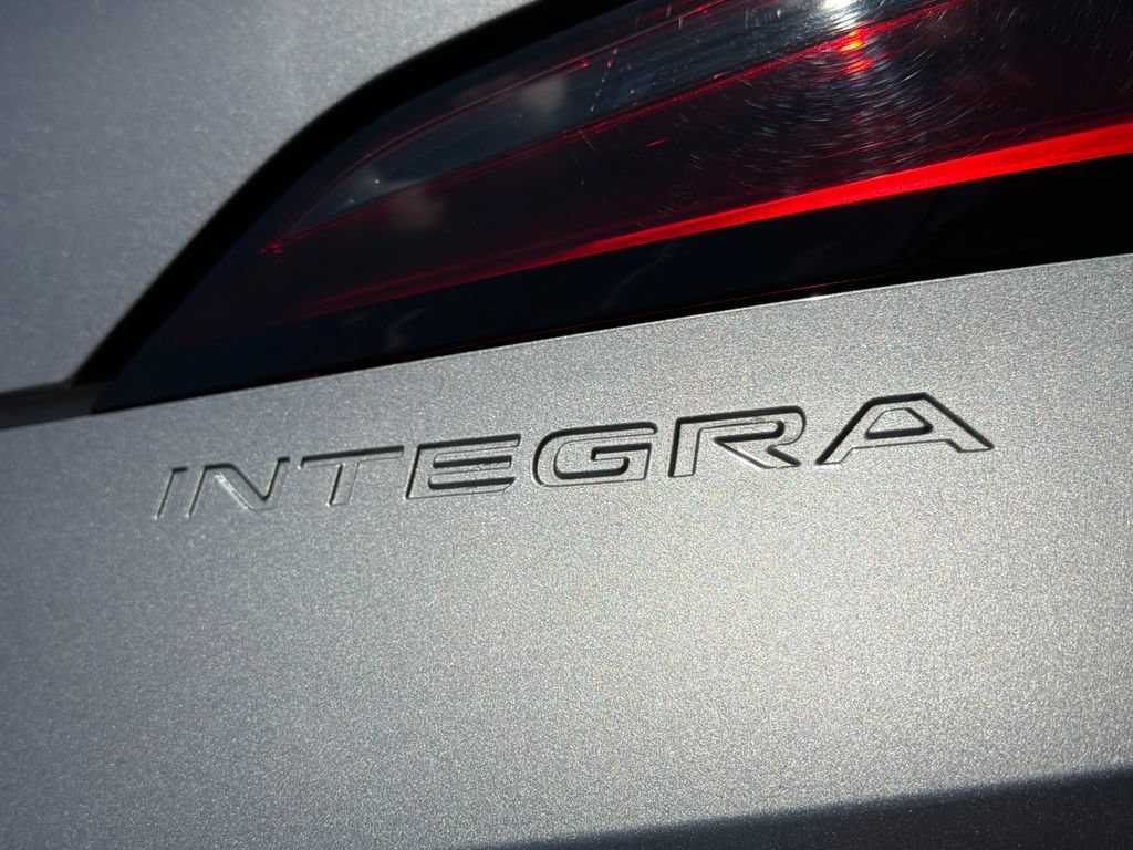 Used 2025 Acura Integra FWD image 16