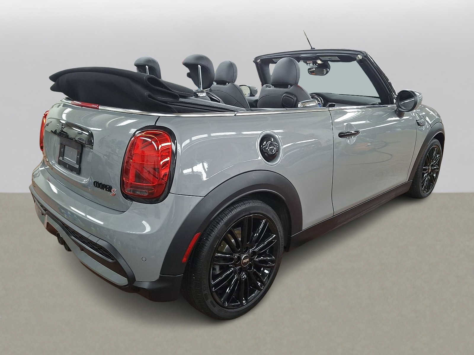 Certified 2023 MINI Cooper S image 5