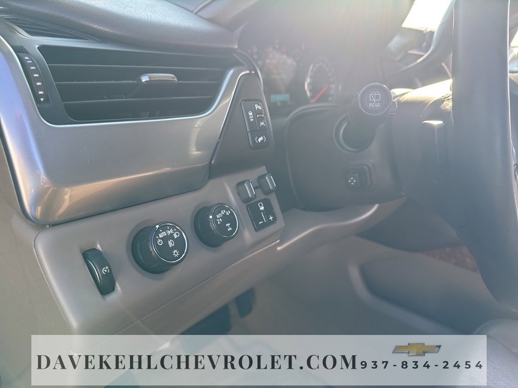 Used 2017 Chevrolet Suburban Premier image 12