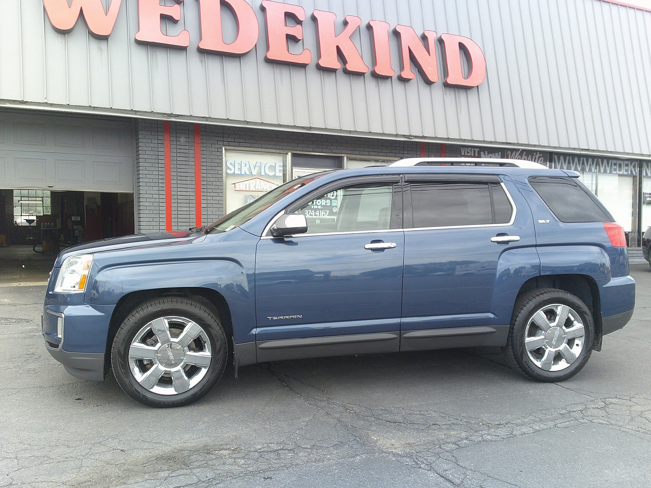 Used 2016 GMC Terrain SLT w/ Open Road Package AWD/4WD image 3