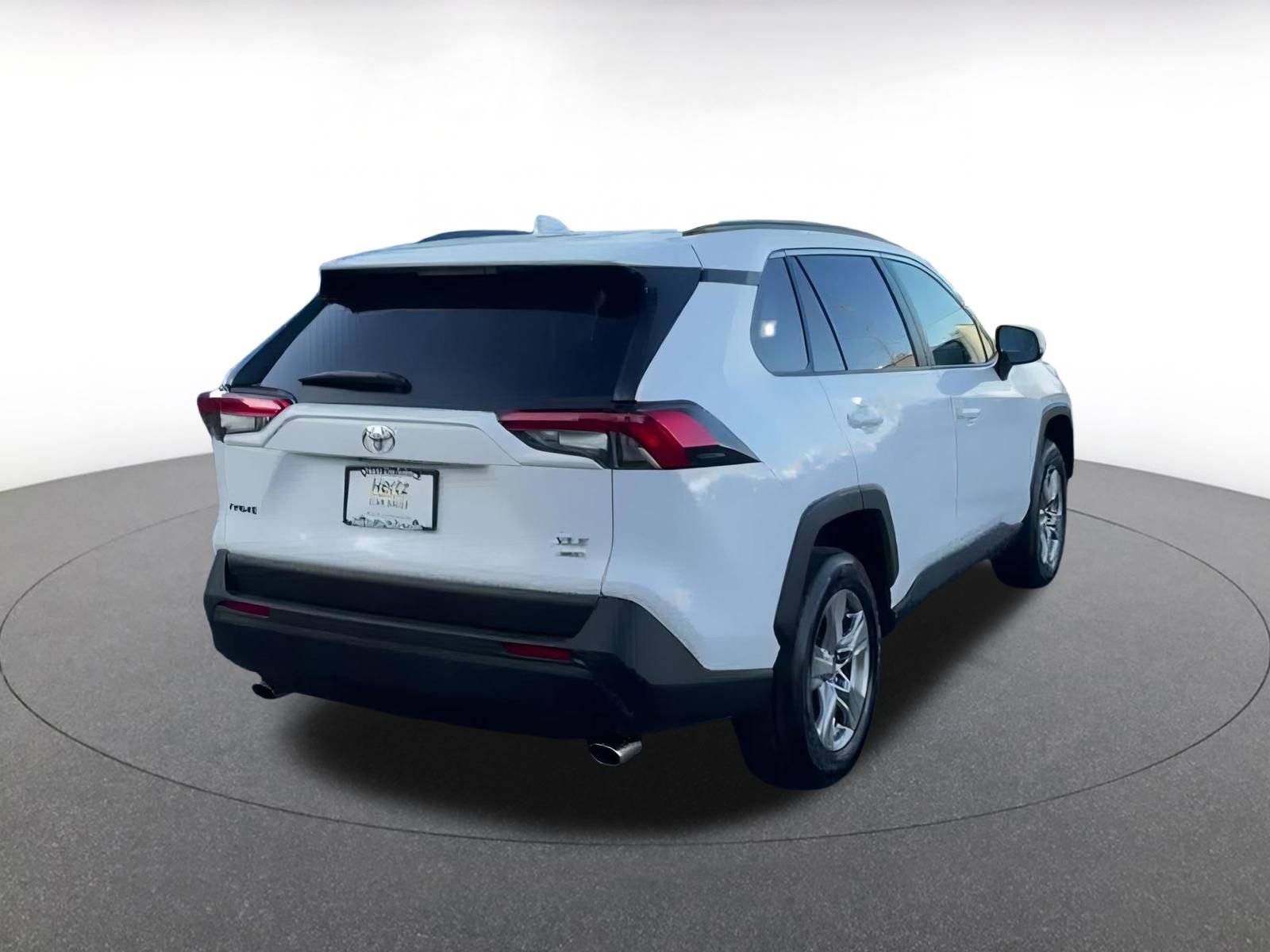 Used 2025 Toyota RAV4 XLE image 14