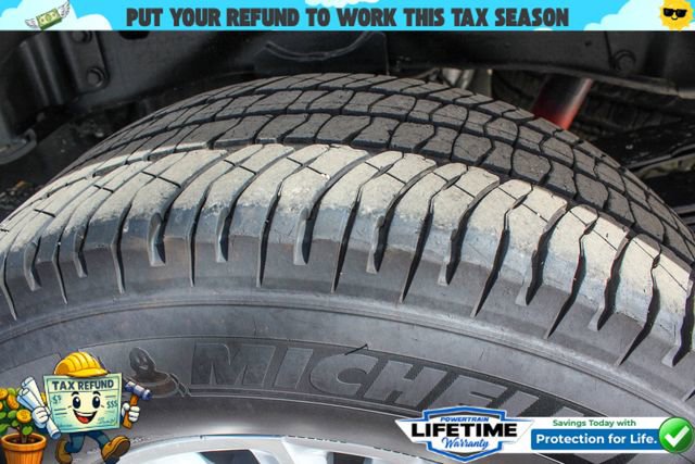 Used 2025 Chevrolet Silverado 3500 LT w/ Convenience Package image 12