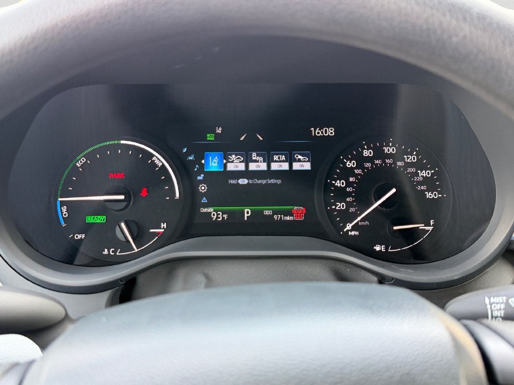 Used 2026 Toyota Sienna LE AWD/4WD image 28