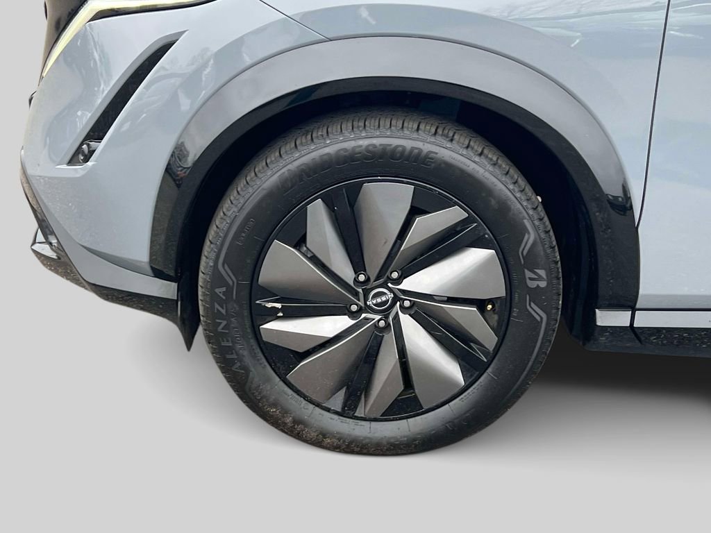 Used 2024 Nissan Ariya FWD image 11