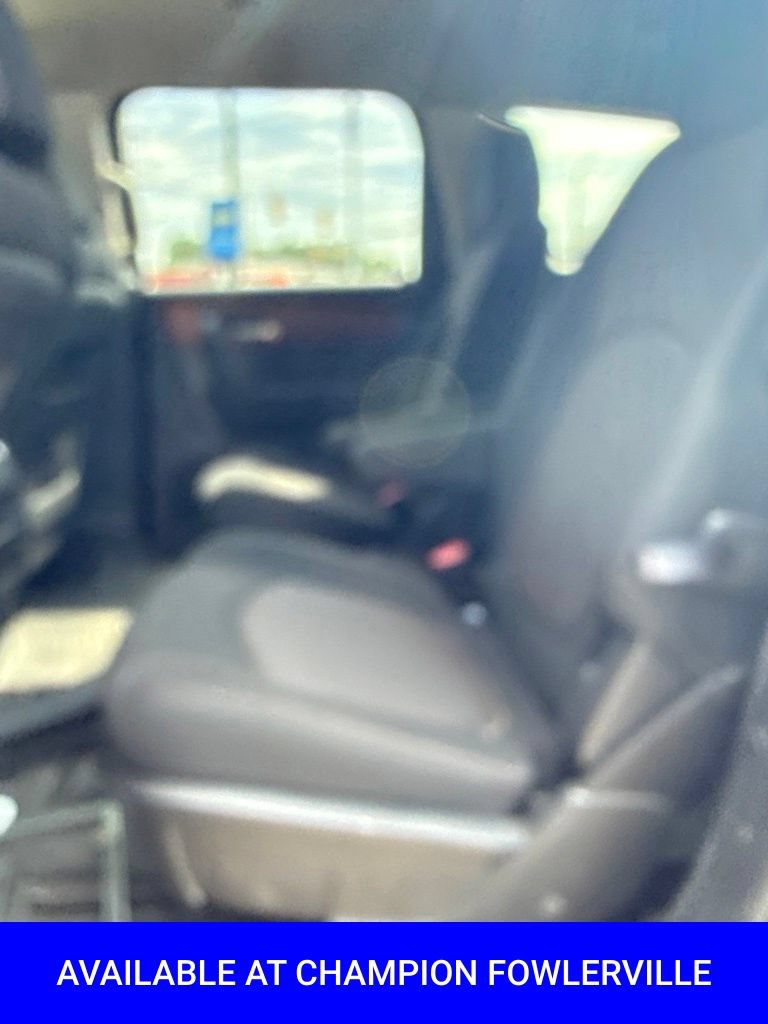 Used 2015 Chevrolet Traverse LT FWD image 14