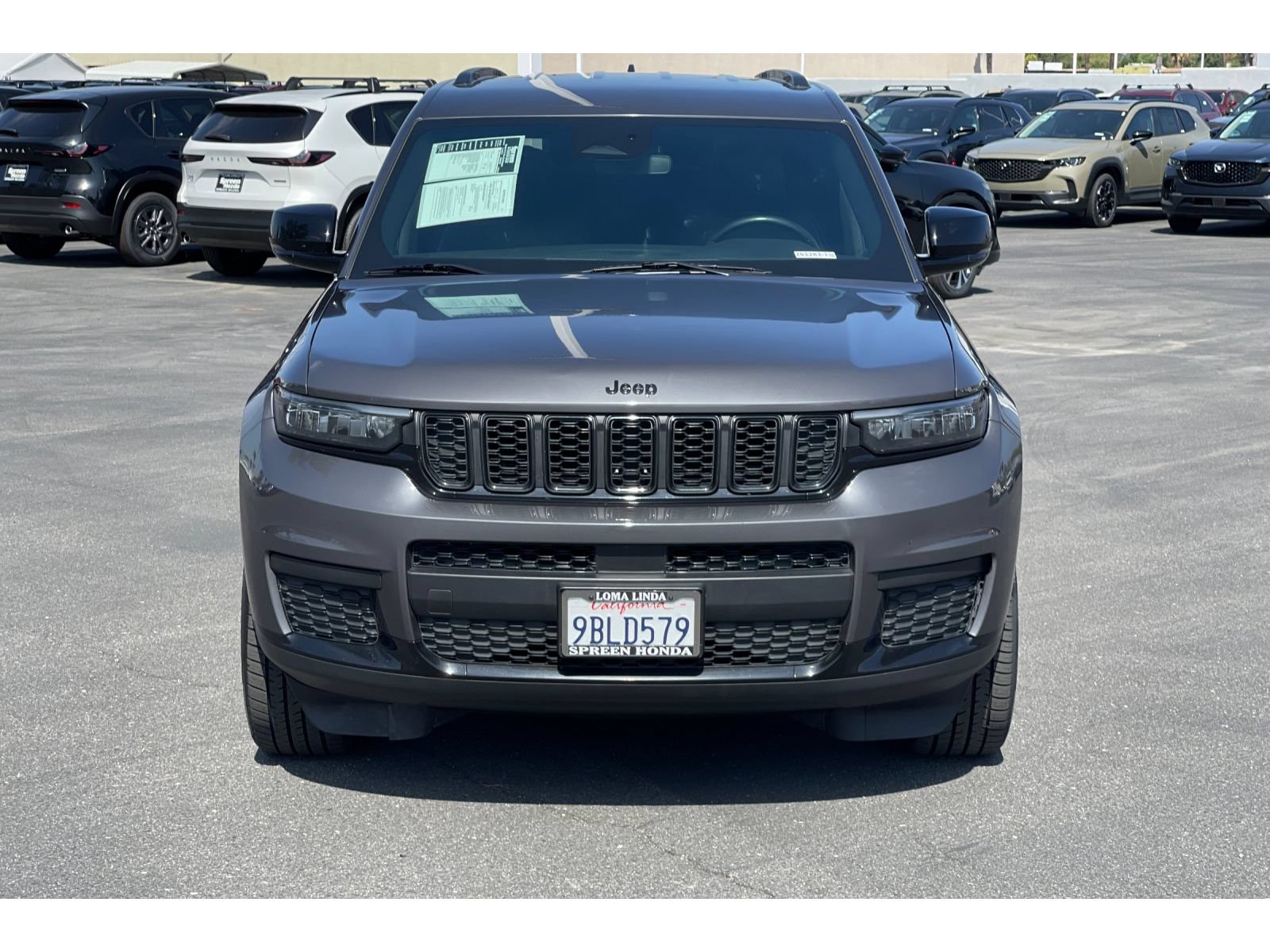 Used 2022 Jeep Grand Cherokee L Laredo RWD image 9