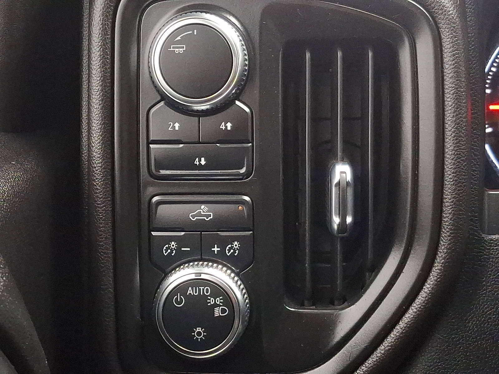 Used 2024 GMC Sierra 2500 Pro w/ Convenience Package image 25