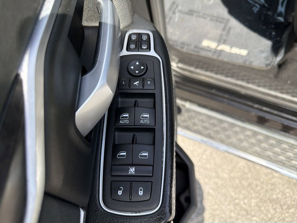 Used 2024 RAM 2500 Big Horn image 18