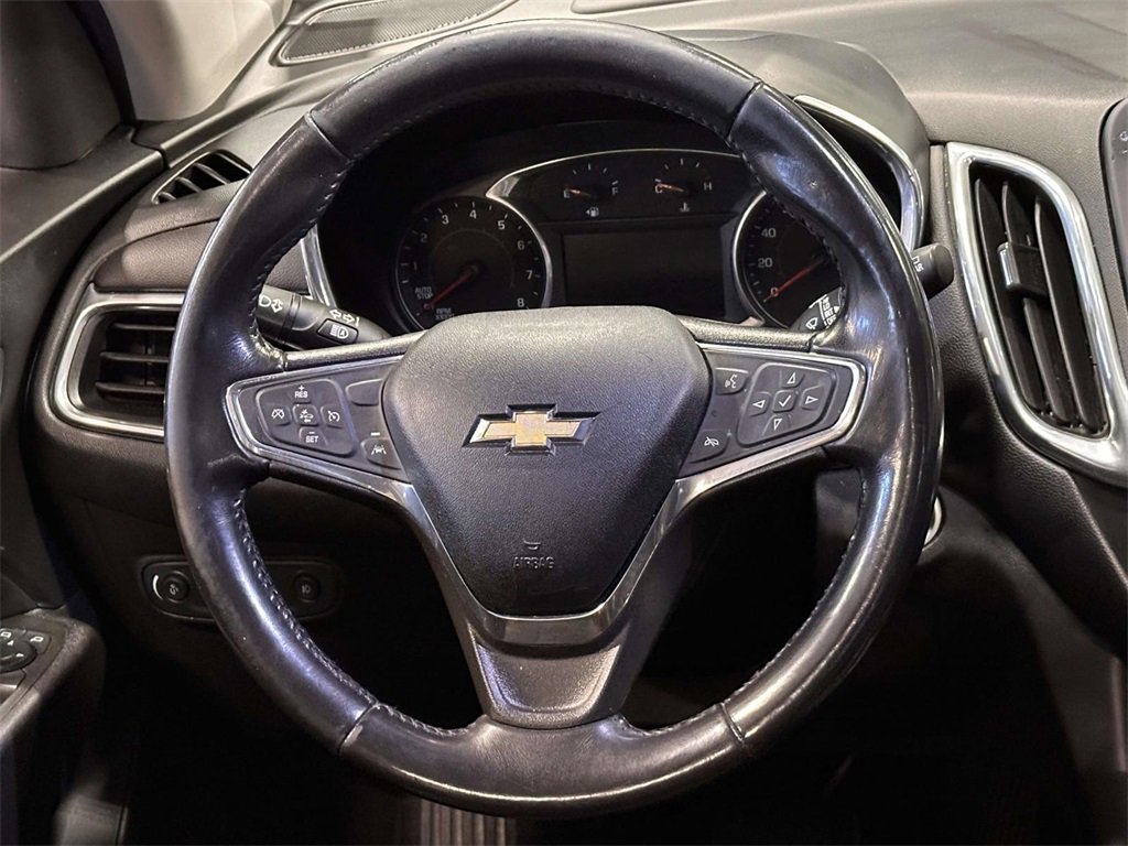 Used 2020 Chevrolet Equinox LT image 18