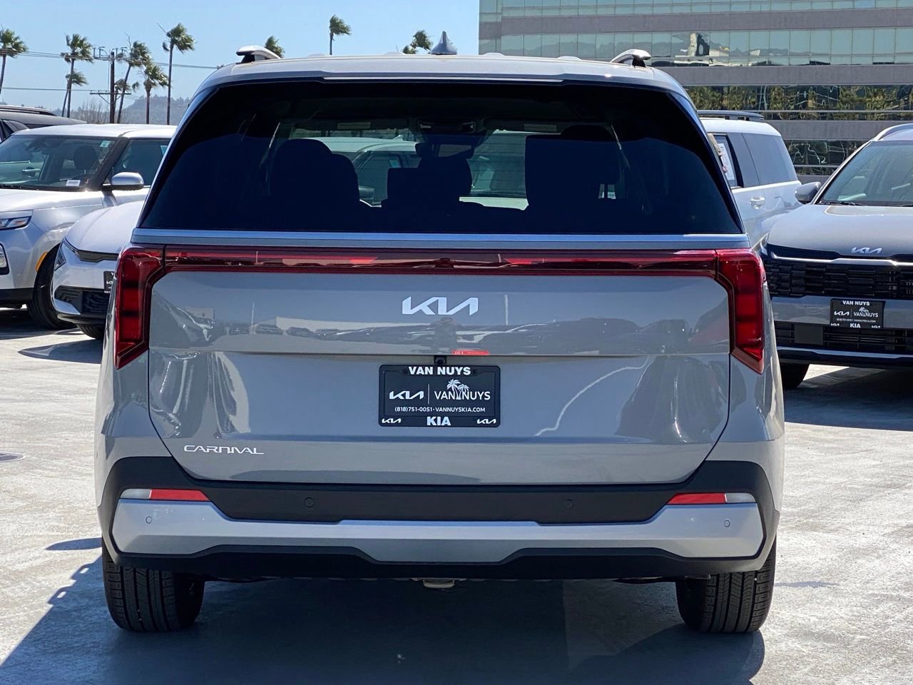 New 2026 Kia Carnival EX image 5