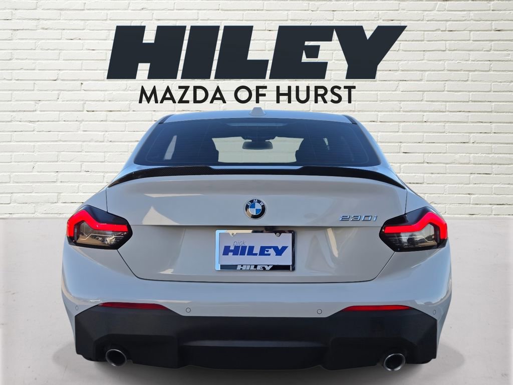 Used 2024 BMW 230i Coupe w/ Premium Package image 5