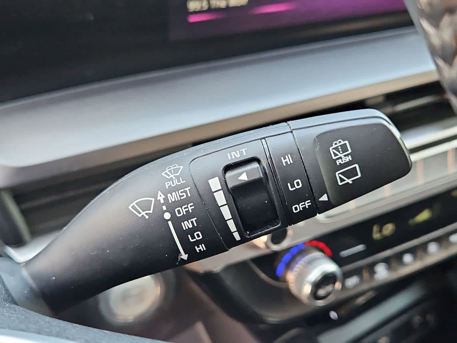 Used 2024 Kia Telluride S w/ S Sunroof Package FWD image 31