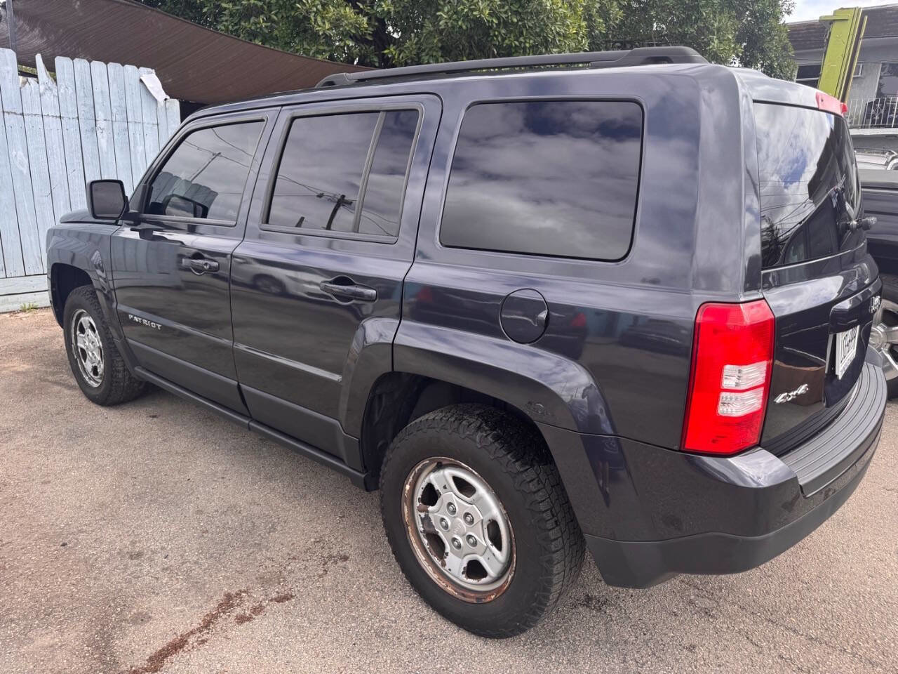 Used 2014 Jeep Patriot Sport w/ Power Value Group AWD/4WD image 3