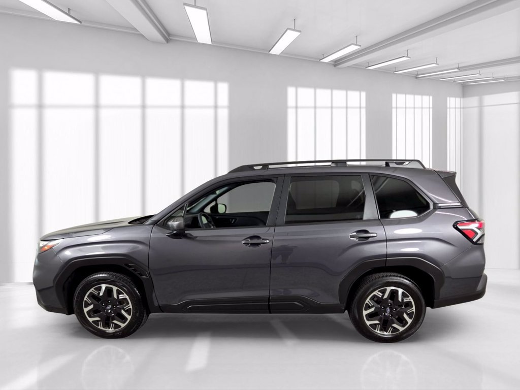 Used 2025 Subaru Forester Premium AWD/4WD image 4