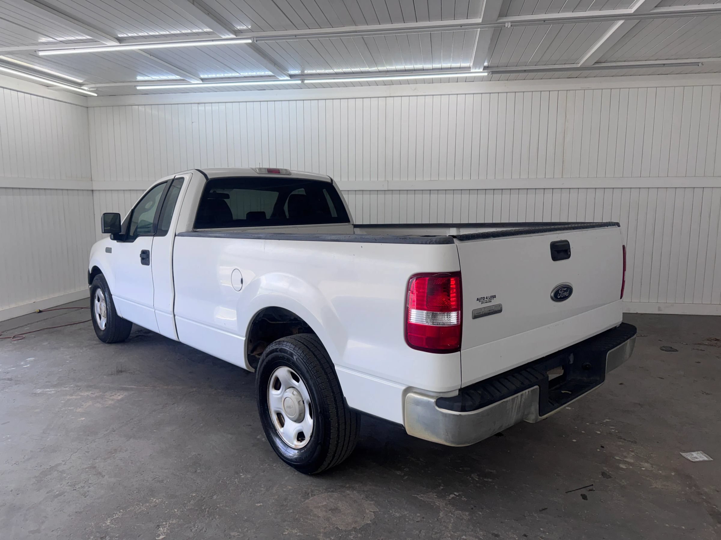 Used 2005 Ford F150 XL RWD image 7