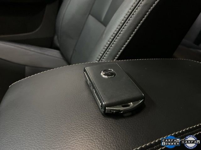 Used 2025 Volvo XC40 B5 Plus image 83