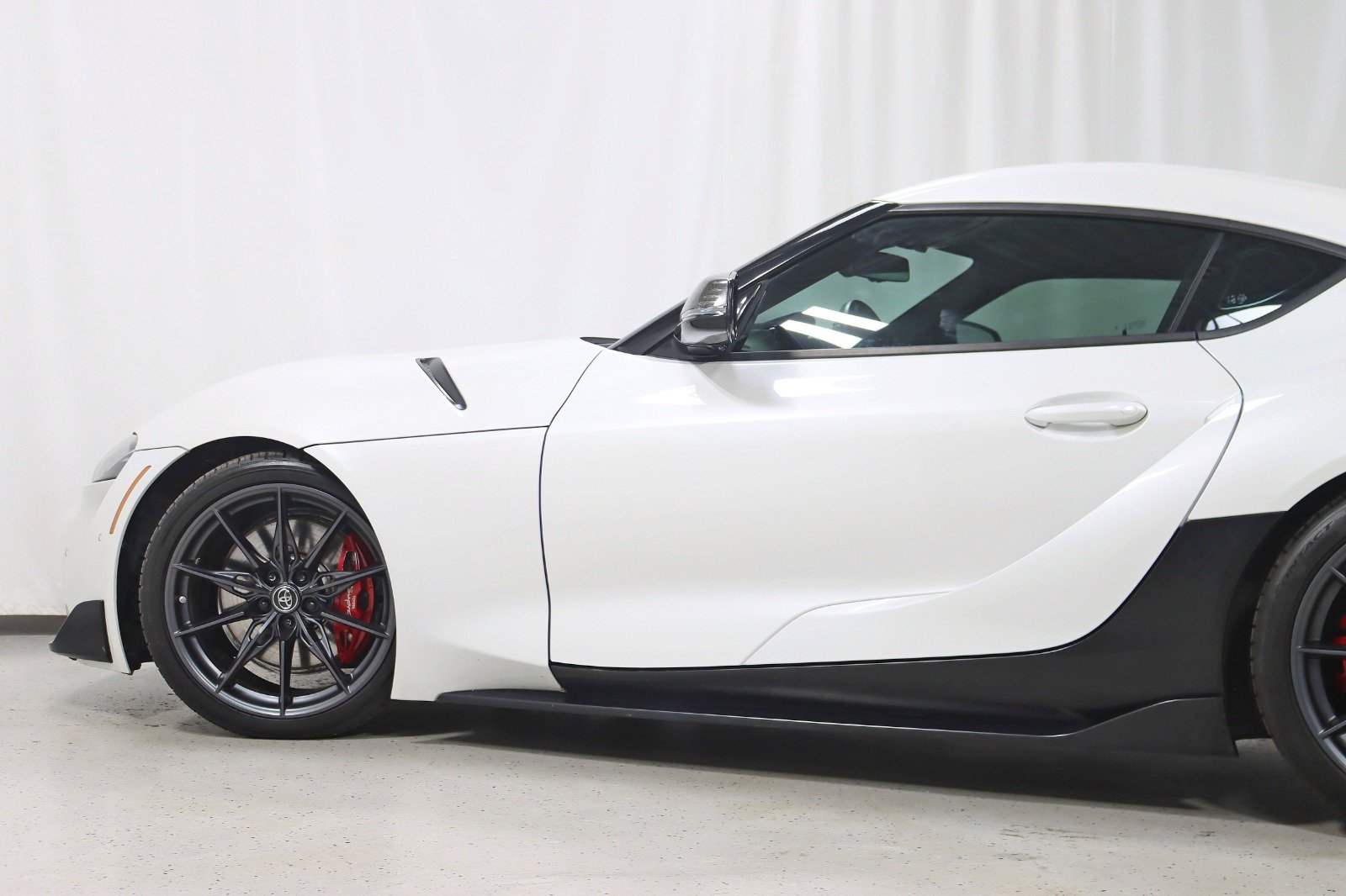 Used 2024 Toyota Supra RWD image 12