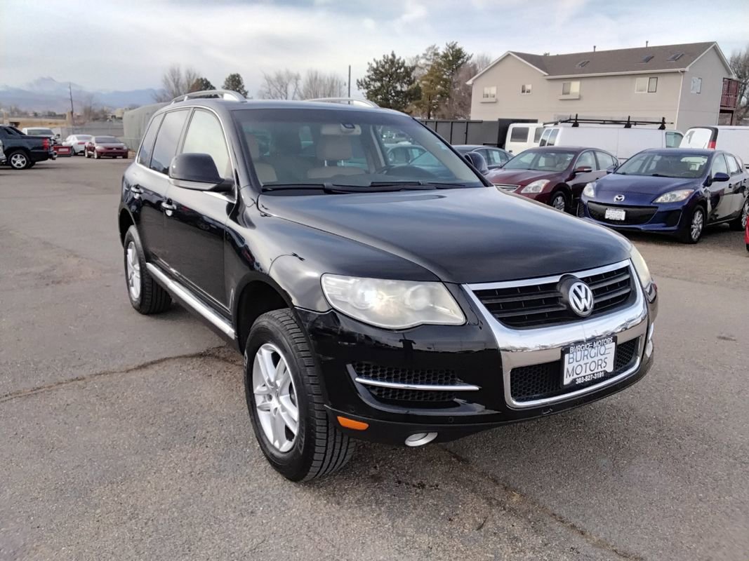 Used 2008 Volkswagen Touareg VR6 image 3