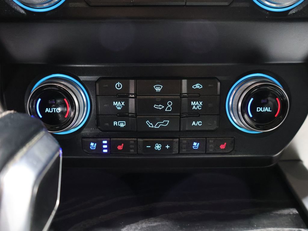 Used 2019 Ford F150 Platinum w/ Equipment Group 701A Luxury AWD/4WD image 34