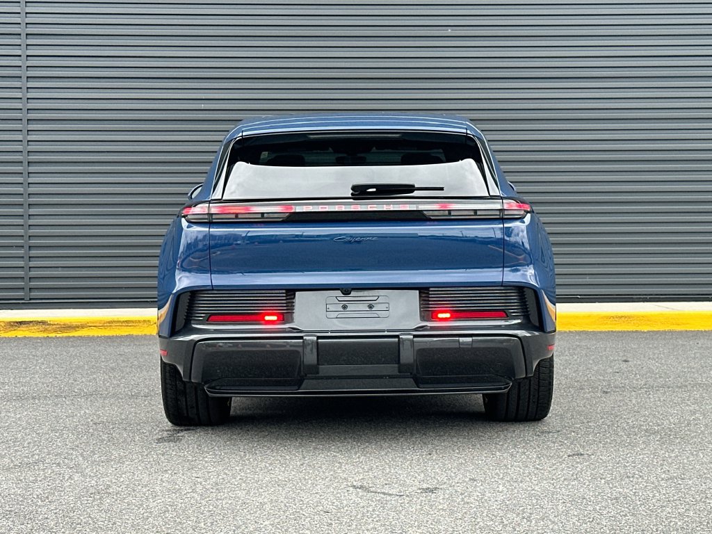 New 2026 Porsche Cayenne Electric AWD/4WD image 10