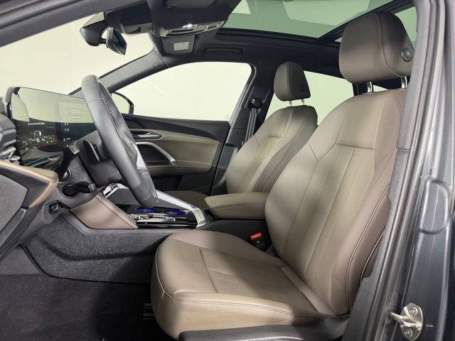 Used 2025 Audi Q5 Premium w/ Convenience Package AWD/4WD image 18
