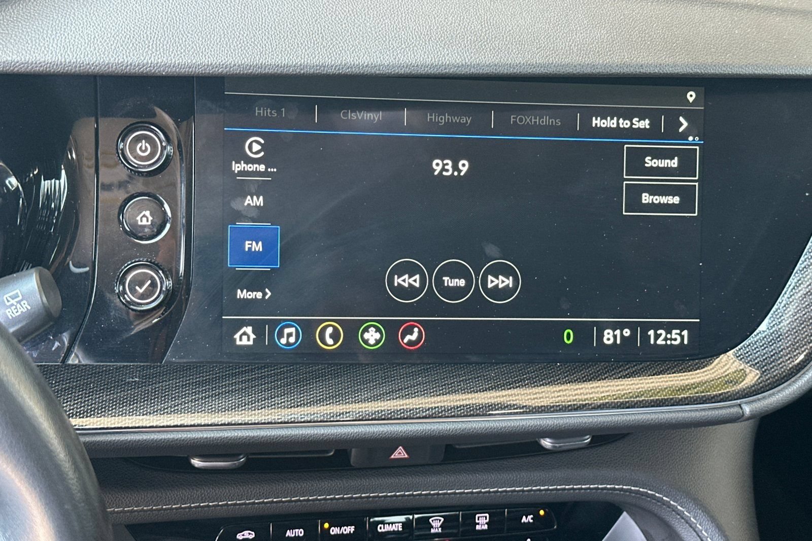 Certified 2023 Buick Envision Essence FWD image 25