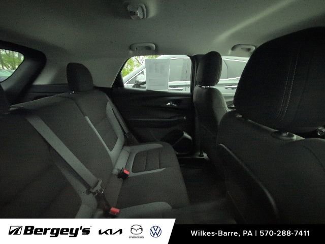 Used 2023 Chevrolet TrailBlazer LT w/ Convenience Package AWD/4WD image 6