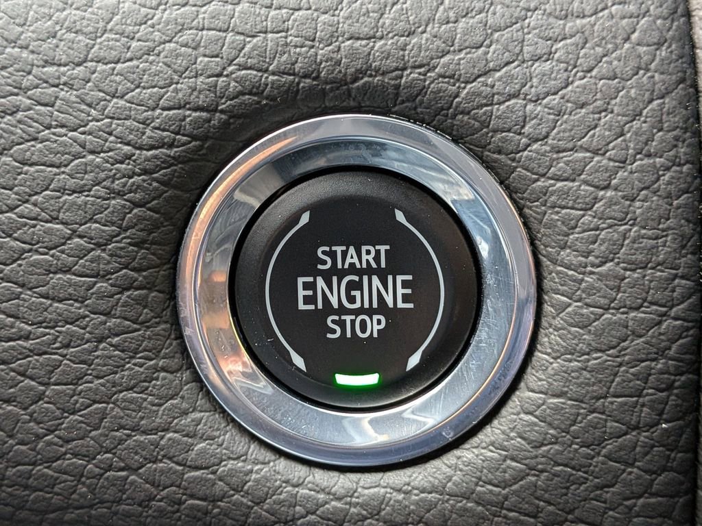 Used 2023 GMC Yukon Denali w/ LPO, Floor Liner Package image 29