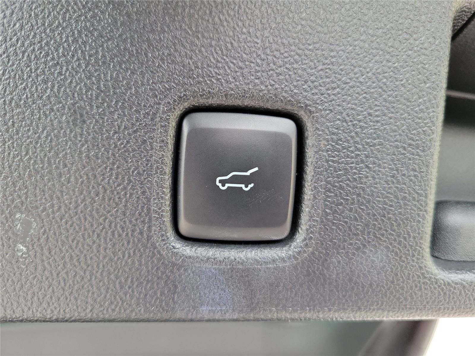 Used 2024 Ford Escape ST-Line AWD/4WD image 11