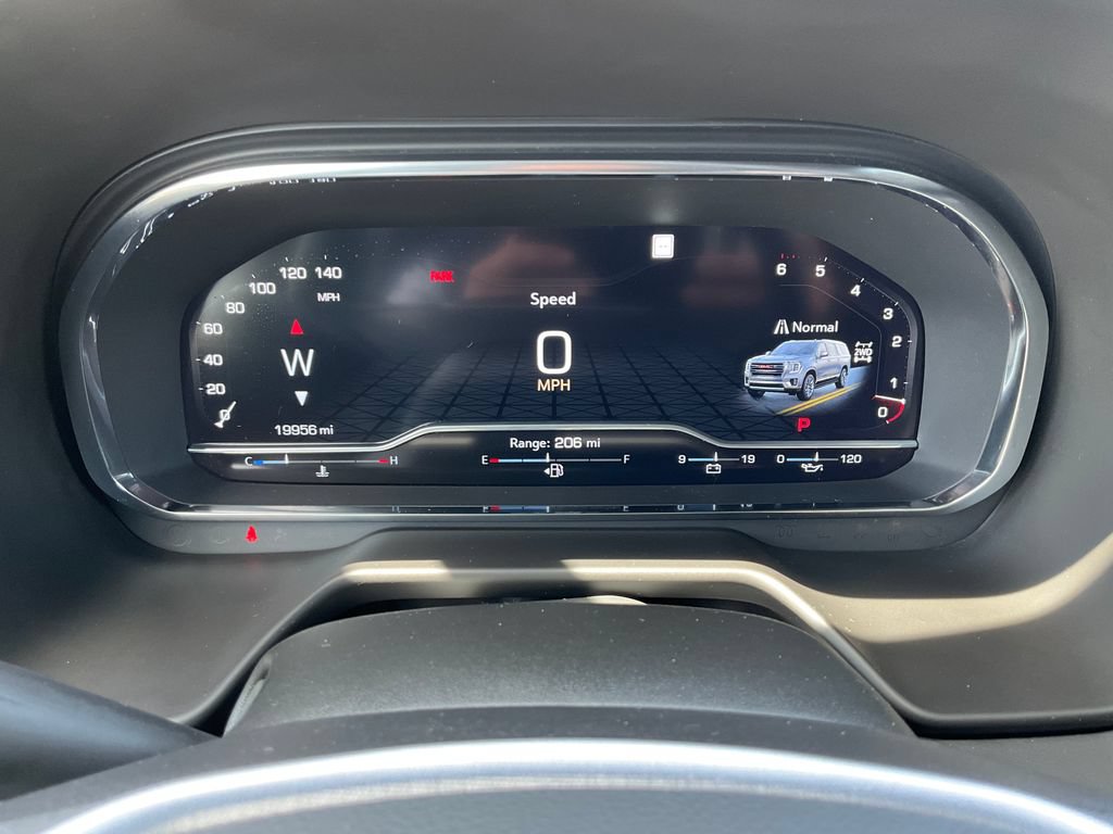 Used 2022 GMC Yukon SLT w/ SLT Premium Package AWD/4WD image 8