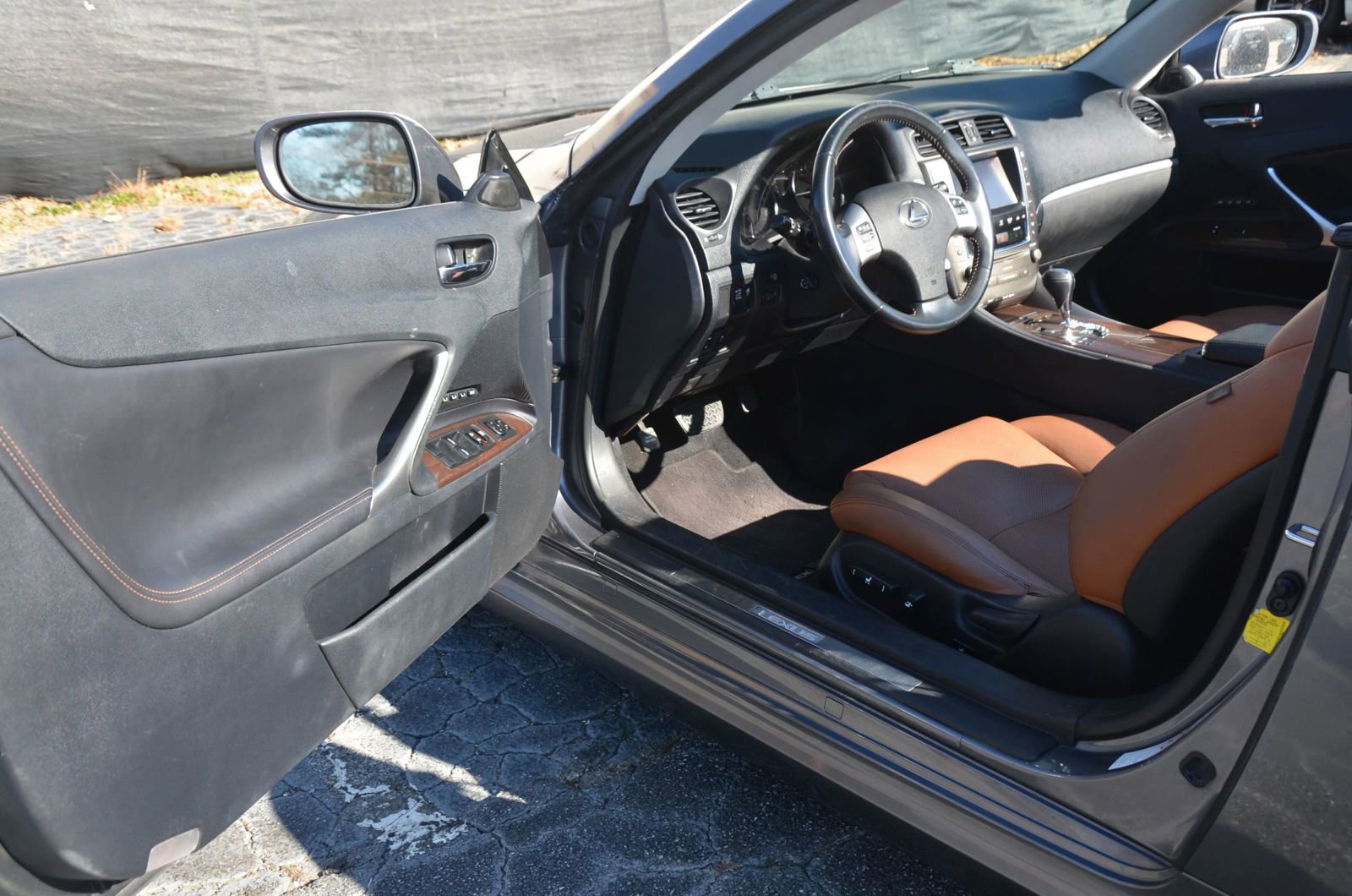 Used 2014 Lexus IS 250C w/ Luxury Package image 48