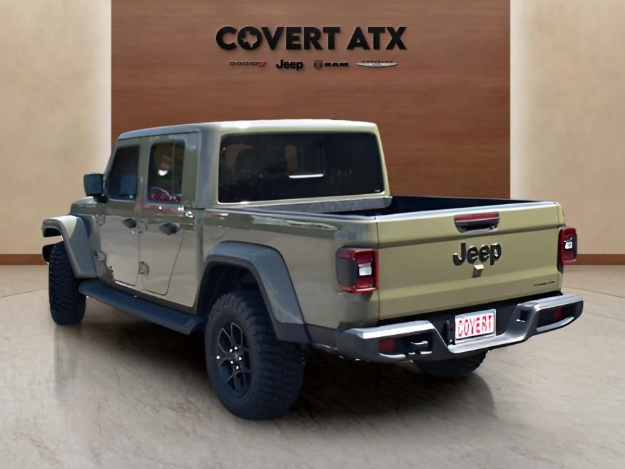 Used 2025 Jeep Gladiator Sport AWD/4WD image 3