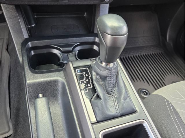 Used 2021 Toyota Tacoma TRD Off-Road AWD/4WD image 29
