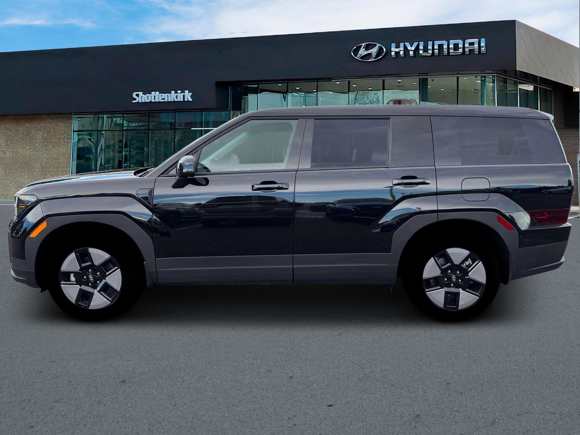 New 2026 Hyundai Santa Fe SE image 3