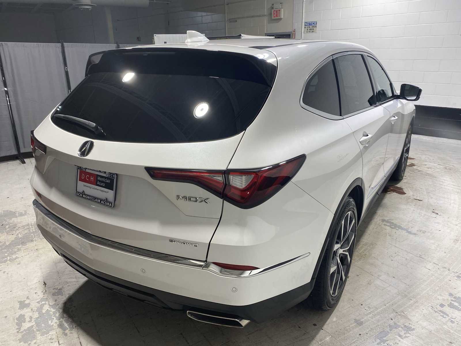 Certified 2023 Acura MDX SH-AWD w/ Technology Package image 26