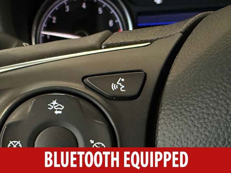 Used 2020 Buick Enclave Premium w/ Surround and Sites Package AWD/4WD image 12