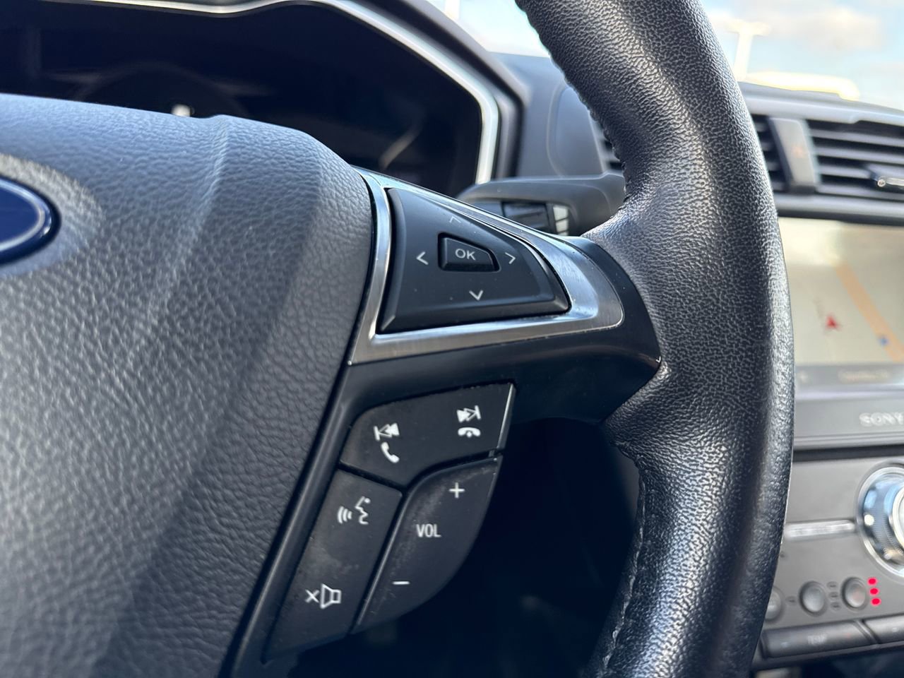 Used 2019 Ford Fusion Energi Titanium image 29