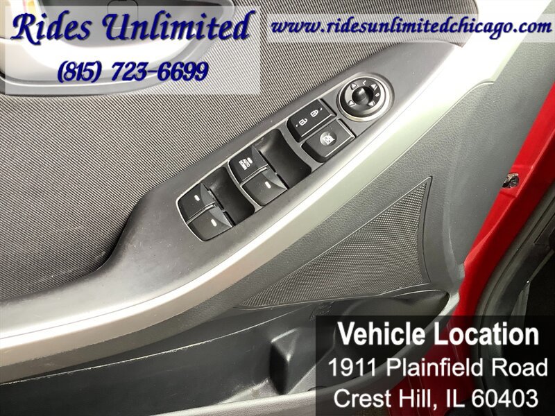 Used 2014 Hyundai Elantra GT FWD image 14